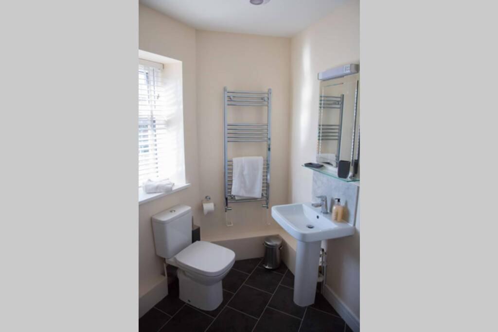 13 The Grosvenor, Luxury Flat, Central Newmarket, Newmarket  Ngoại thất bức ảnh